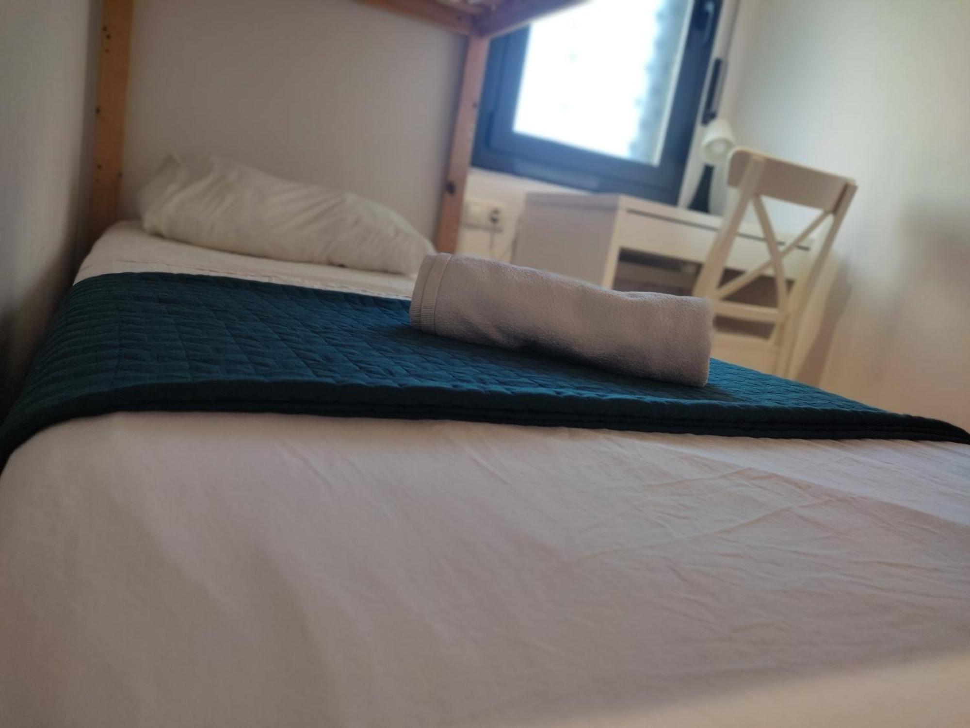 Ap4Us B1 - Apartment For Us - Sightseeing & Beach Near To Barcelona Badalona Kültér fotó